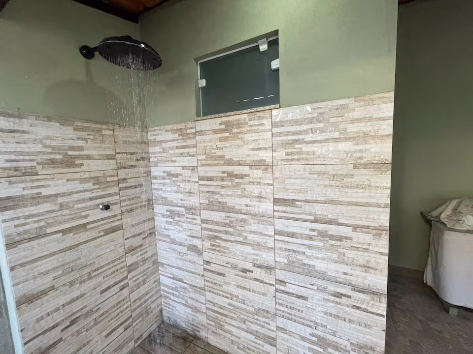 Foto de outro banheiro